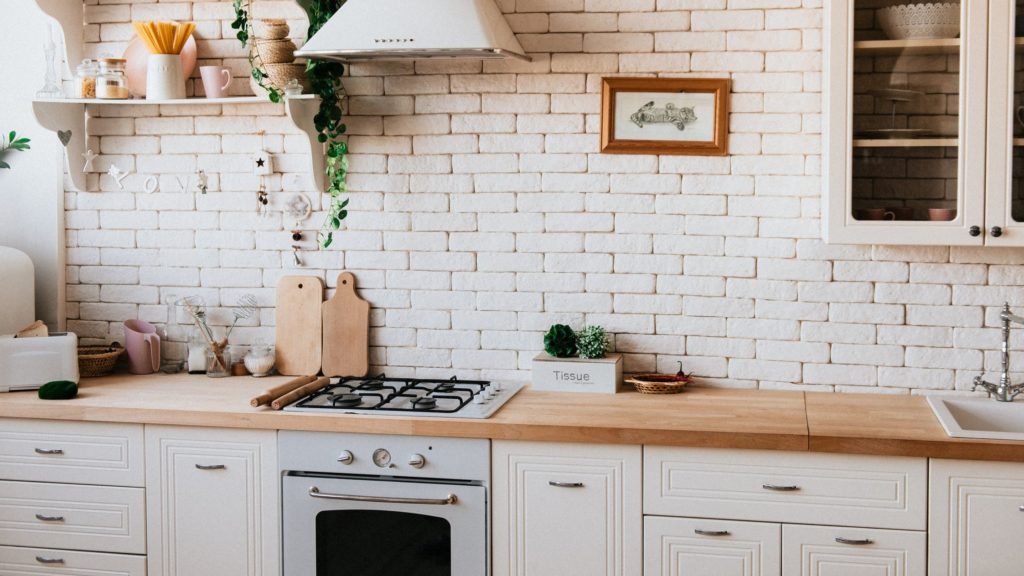 Come rinnovare la cucina spendendo poco
